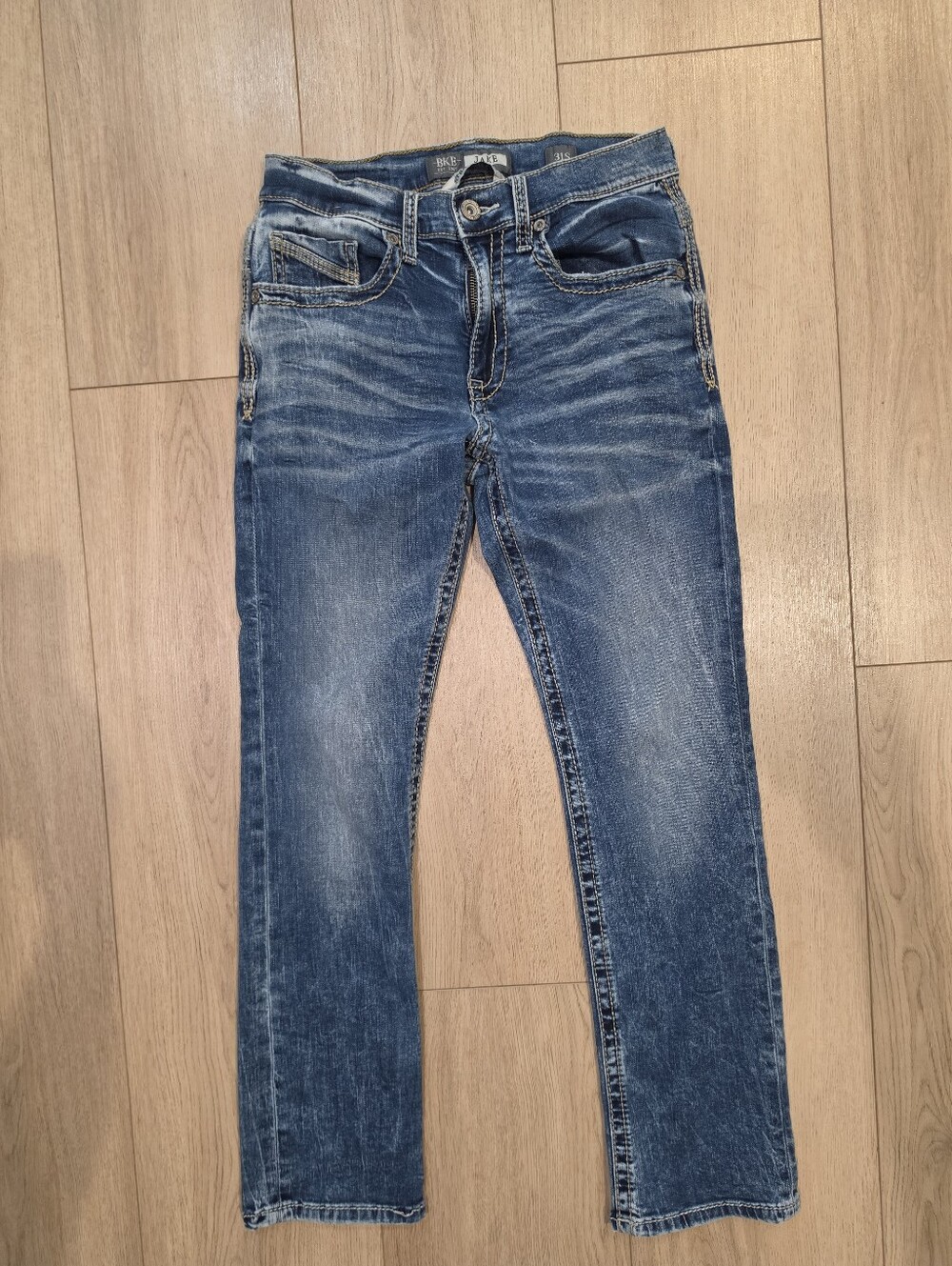 BKE Jake Men’s 31S Straight Leg Medium Wash Blue Jeans